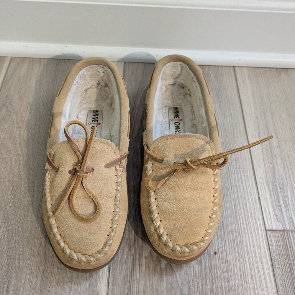 Minnetonka Slippers